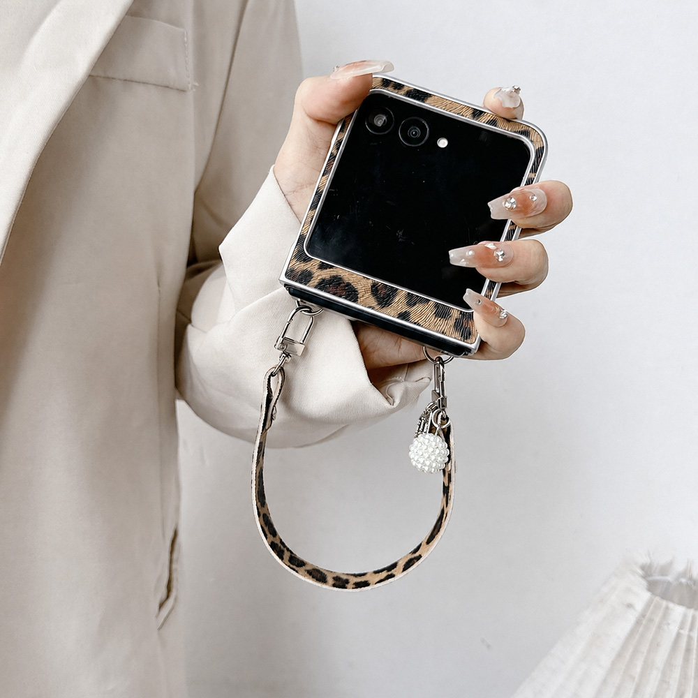Leopard Print Folding Flip Pho - Phone Accessories Charms recensie en prijs