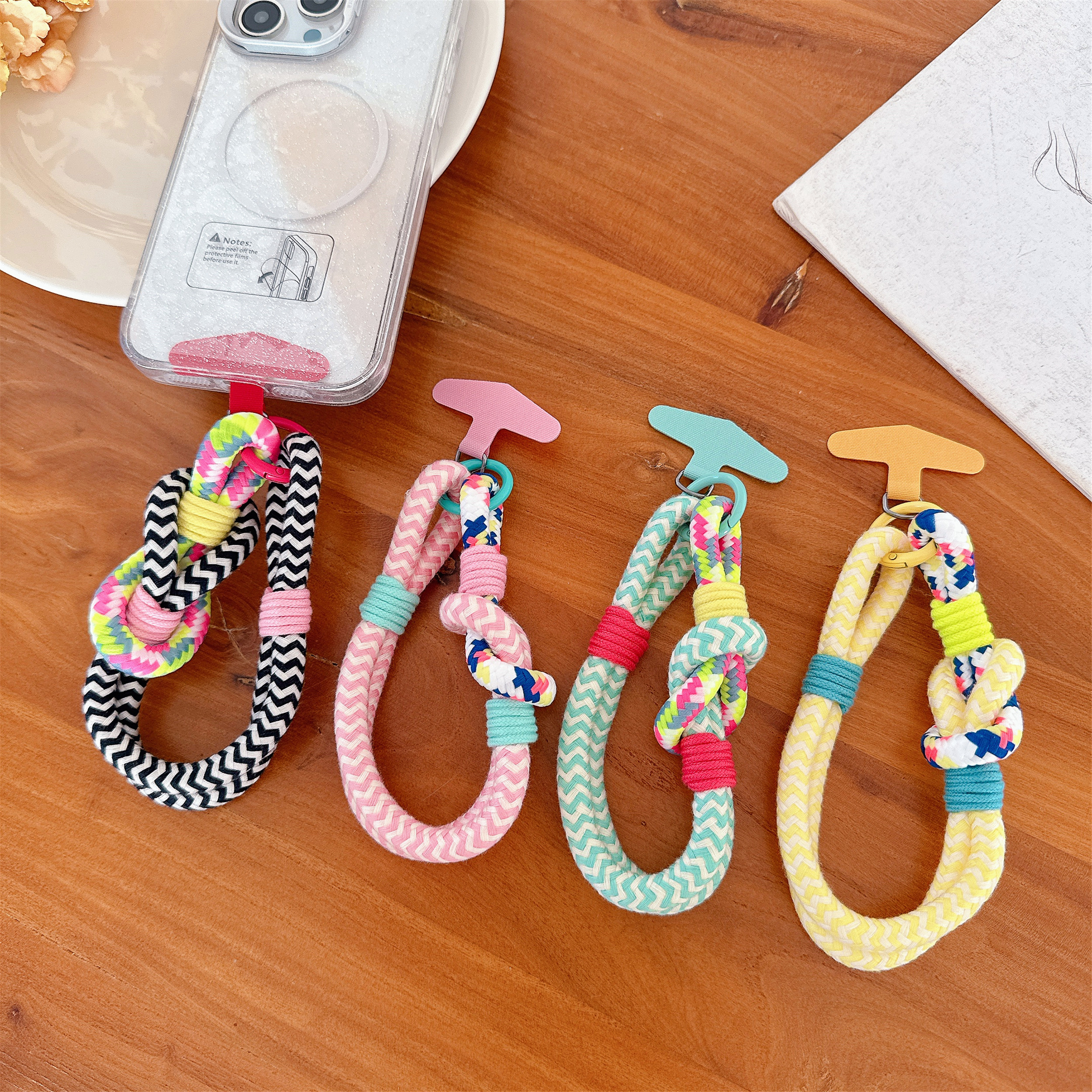 Keychains Contrast Color Key C - Phone Accessories Charms recensie en prijs