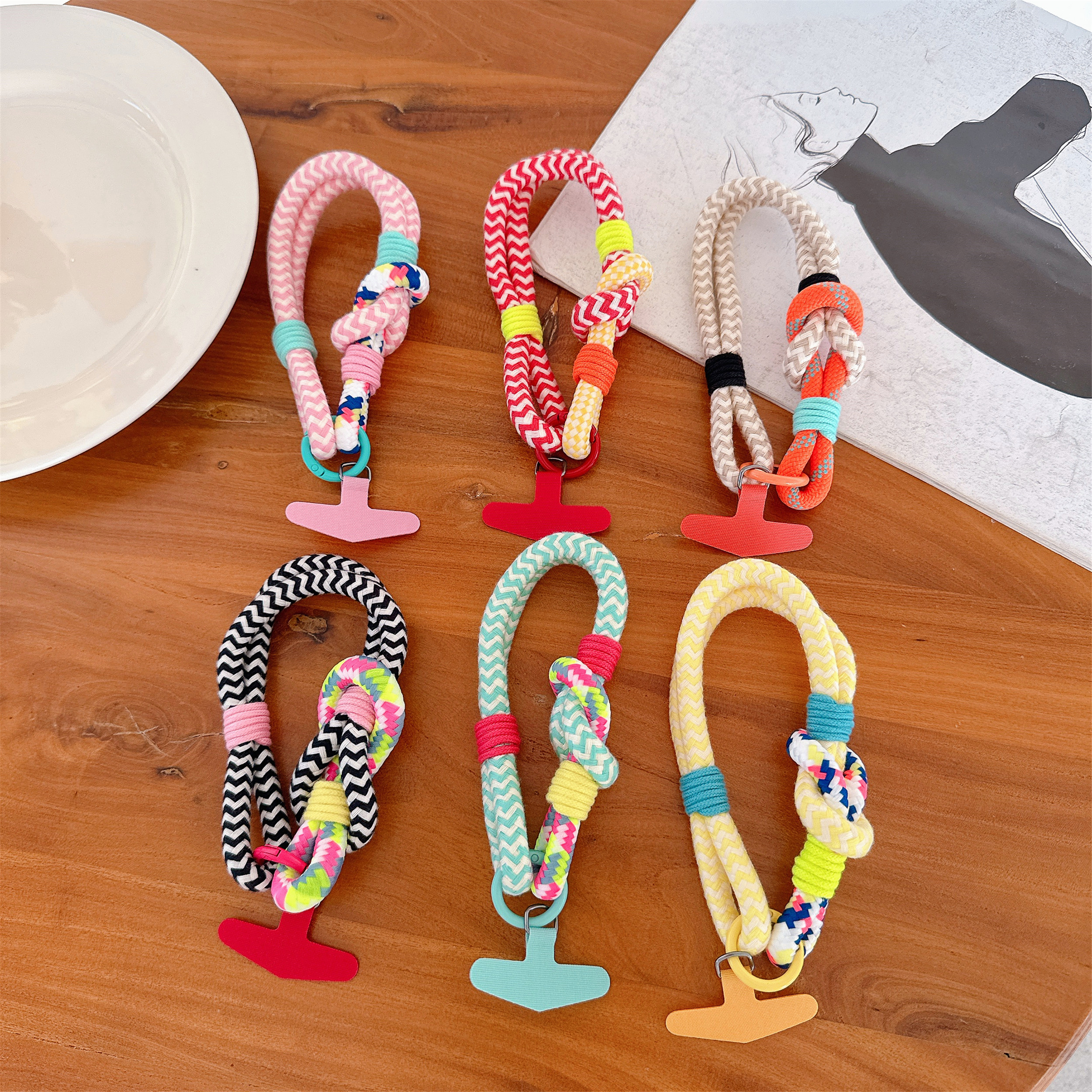 Keychains Contrast Color Key C - Phone Accessories Charms recensie en prijs