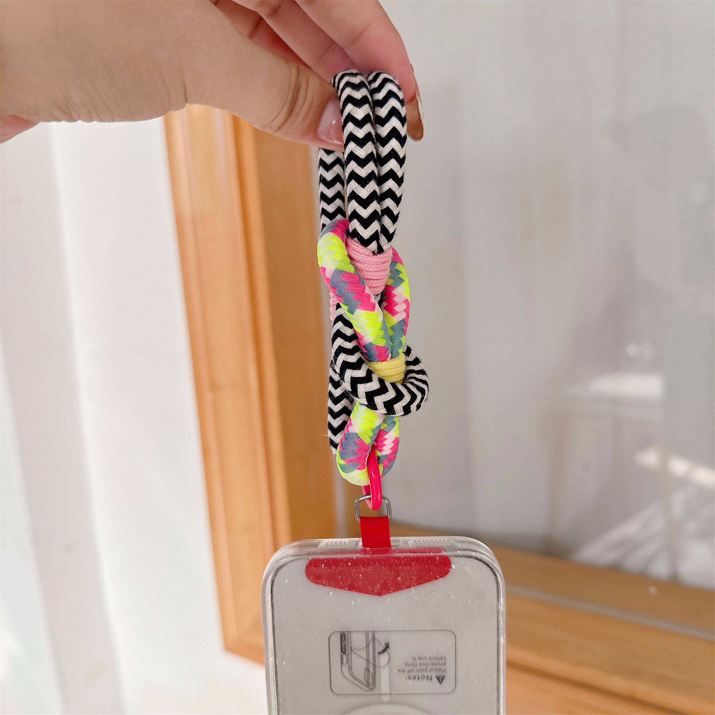 Keychains Contrast Color Key C - Phone Accessories Charms recensie en prijs