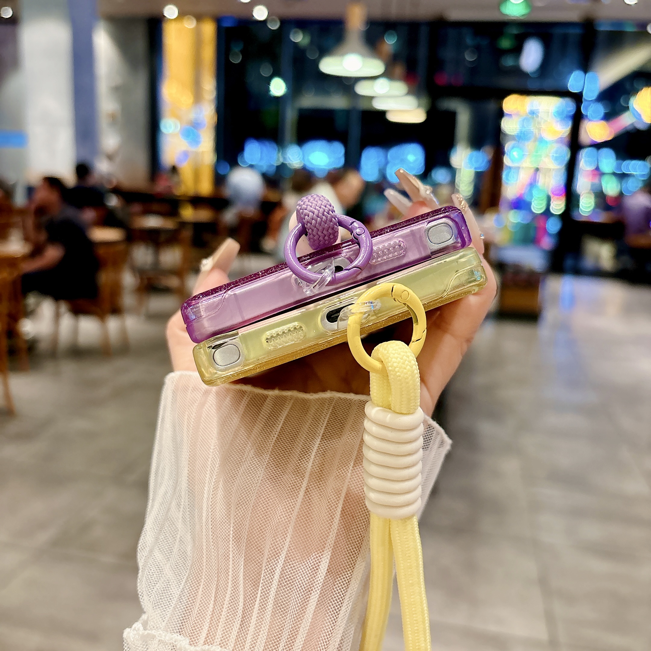Hand Strap invisible Lens Stan - Yellow Phone Accessories recensie en prijs