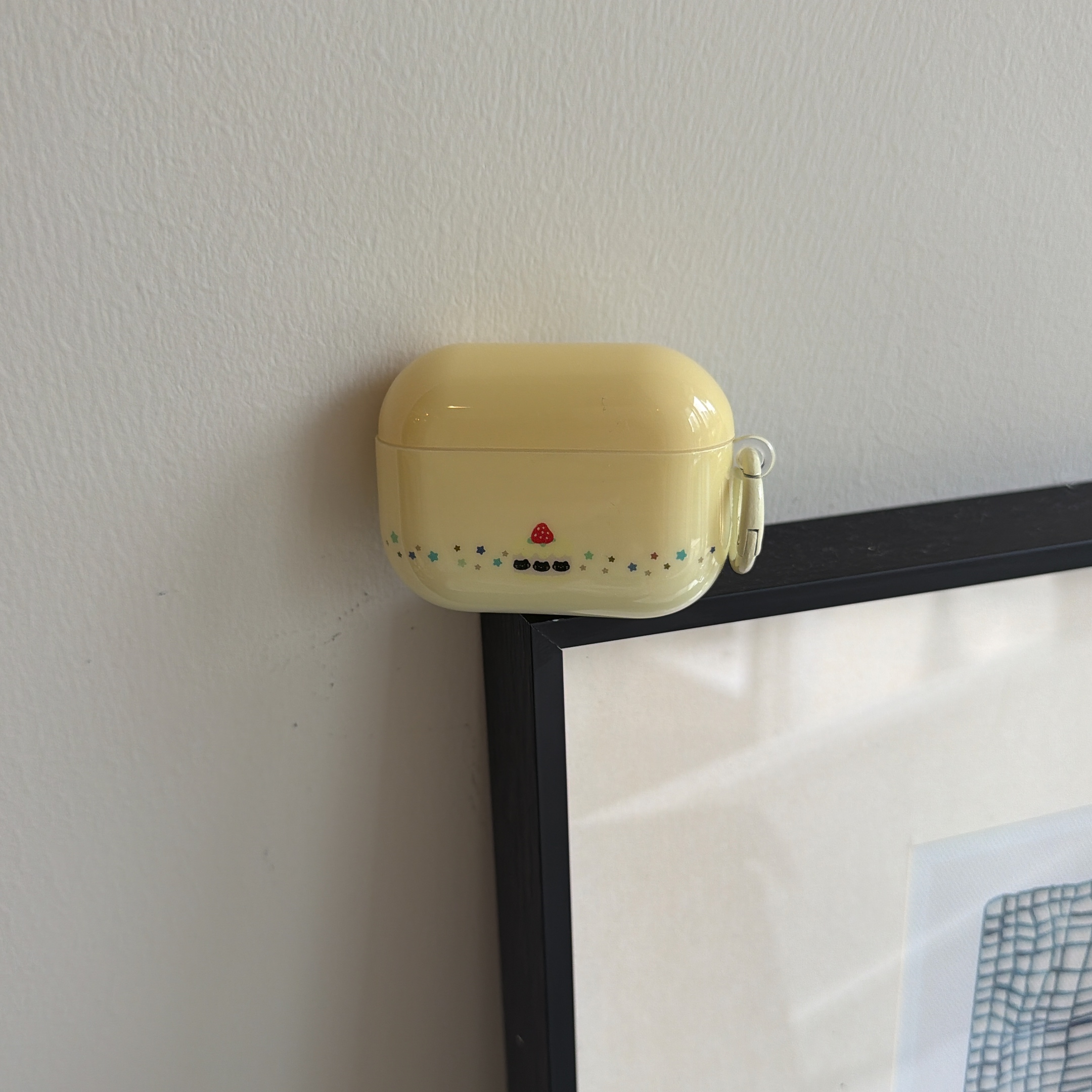 Cartoon Kitten Strawberry Cake - Yellow Phone Accessories recensie en prijs