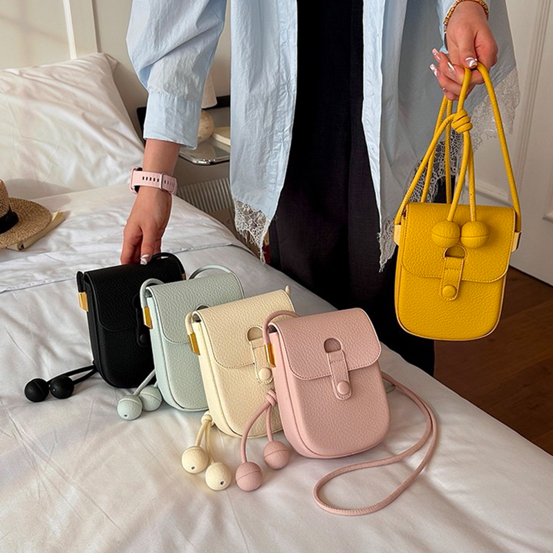 Luxury Brand Mini Yellow Cross - Yellow Phone Accessories recensie en prijs